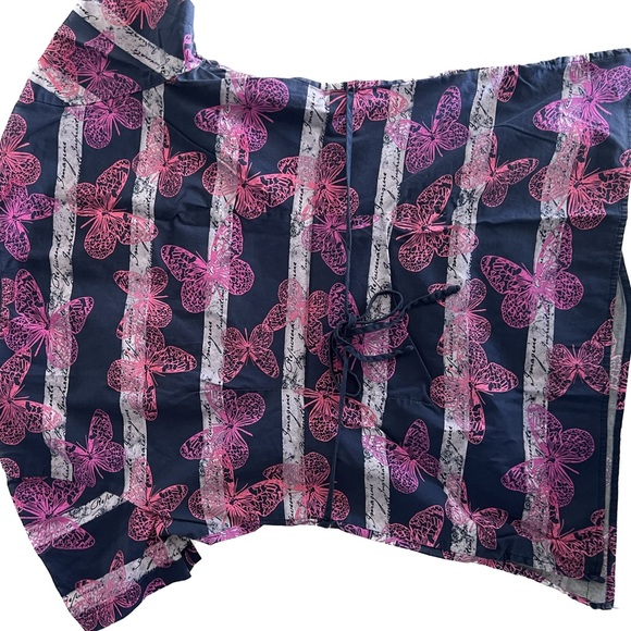 Women’s small Scrub Tops x 5 - Picture 15 of 15